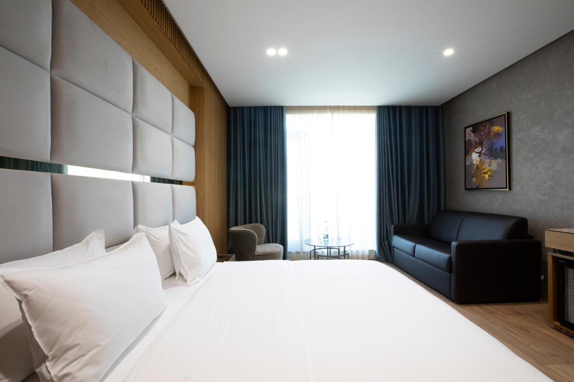 Marinaj Hotel & Spa Tirana Buitenkant foto