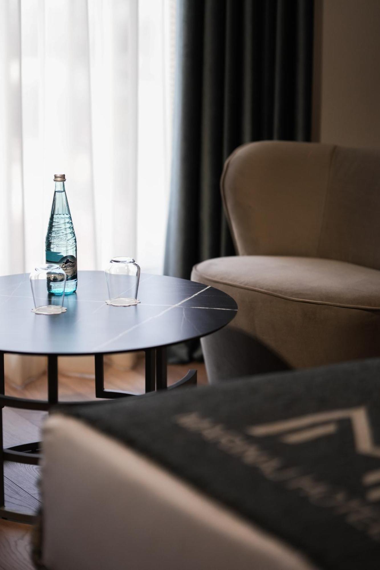 Marinaj Hotel & Spa Tirana Buitenkant foto