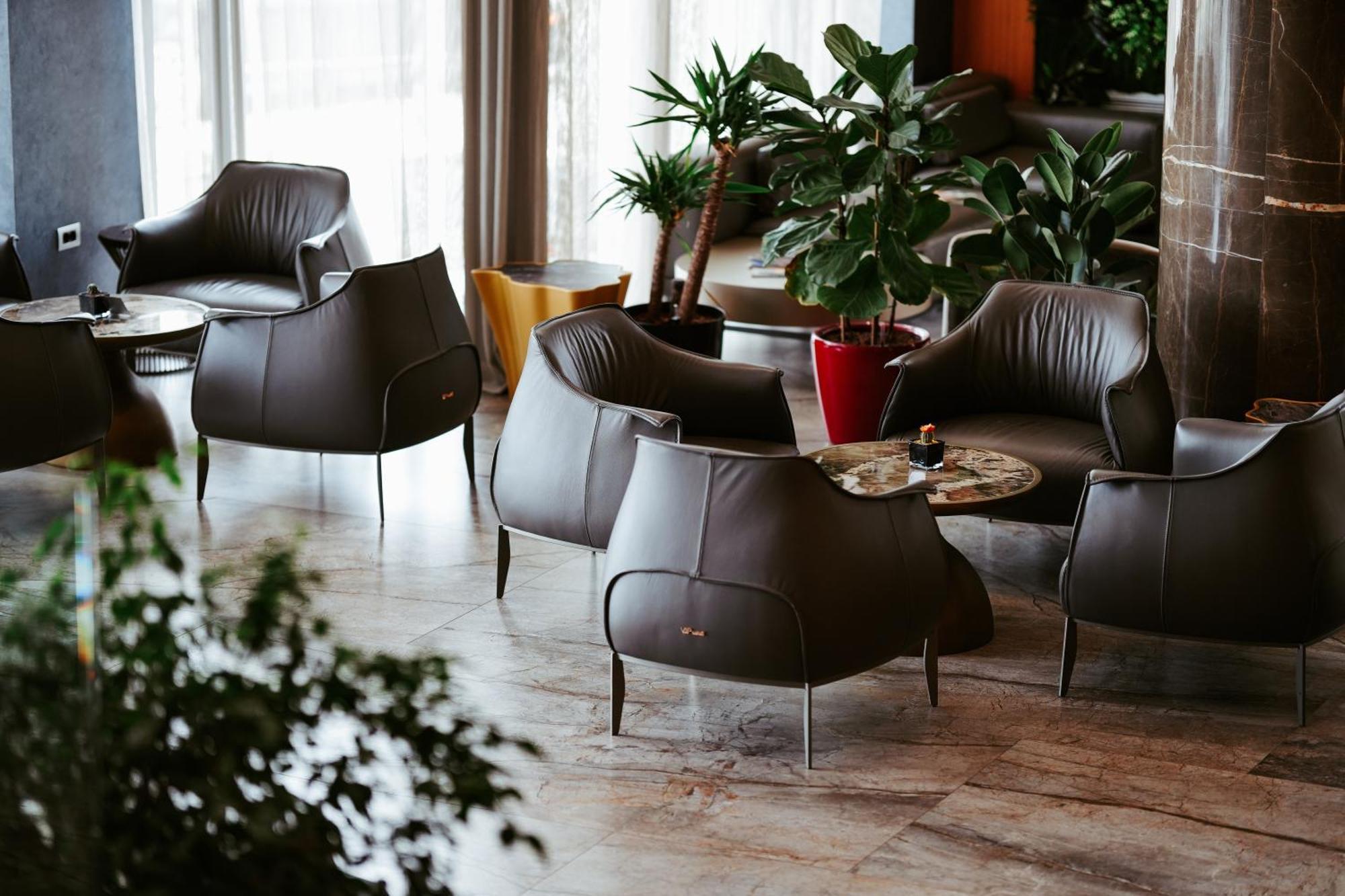 Marinaj Hotel & Spa Tirana Buitenkant foto